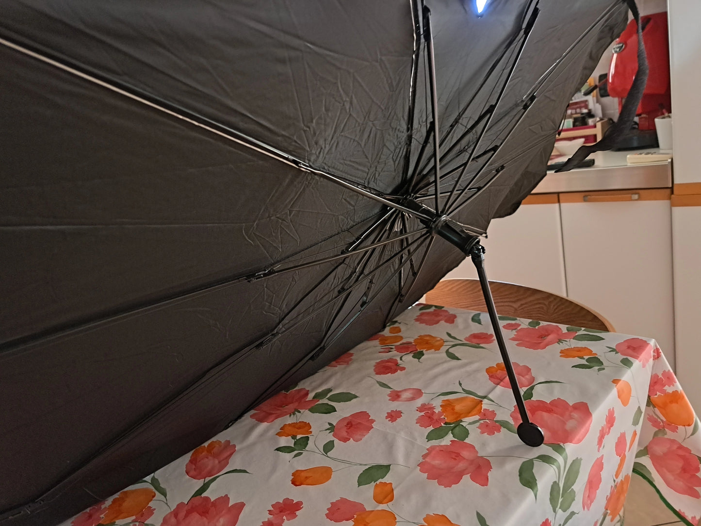 HeatShield™ Car Sun Umbrella